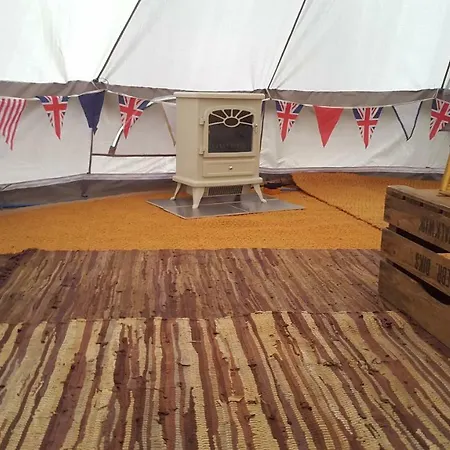 Campsite Yapham Holds